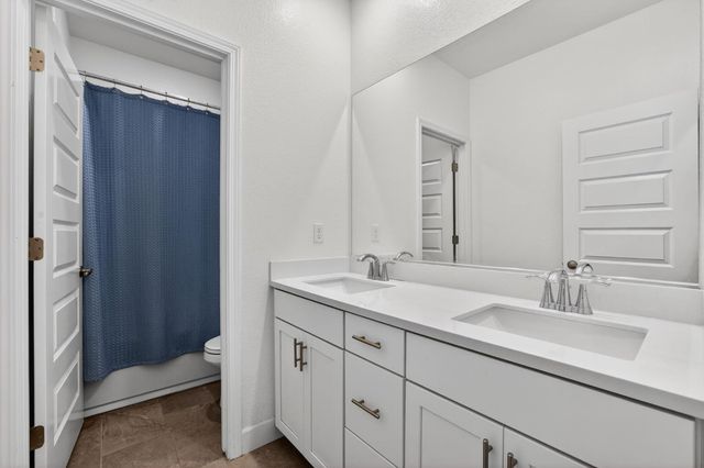 3382 Trumpet Vine Dr, Folsom, CA 95630