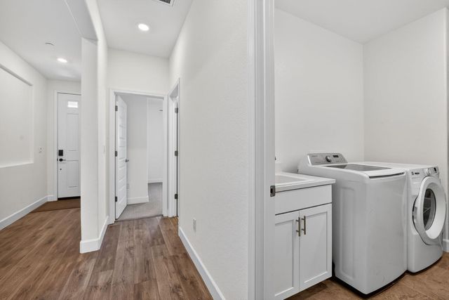 3382 Trumpet Vine Dr, Folsom, CA 95630