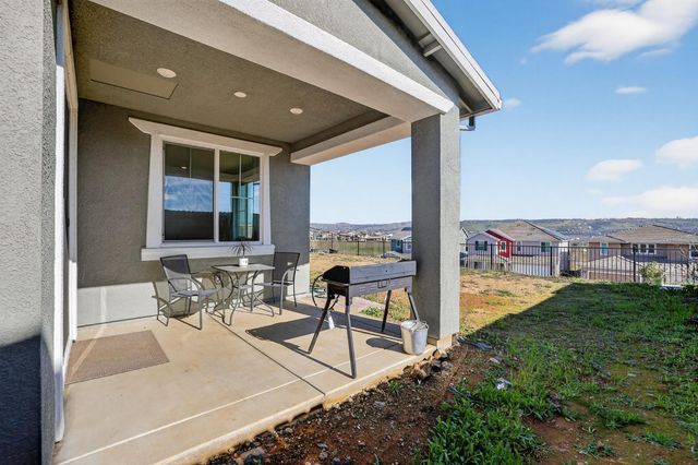 3382 Trumpet Vine Dr, Folsom, CA 95630