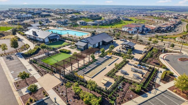 3382 Trumpet Vine Dr, Folsom, CA 95630