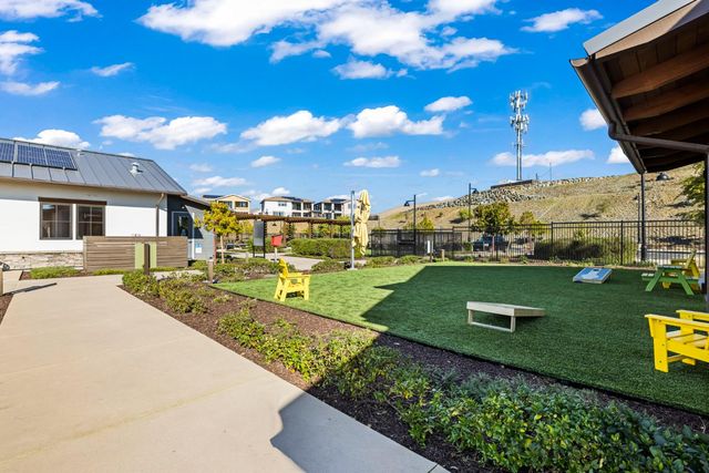 3382 Trumpet Vine Dr, Folsom, CA 95630