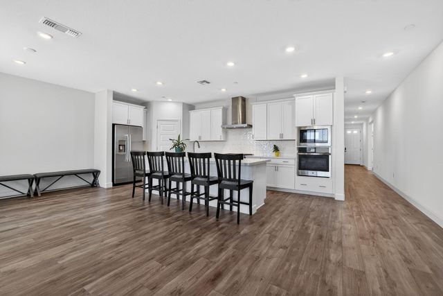 3382 Trumpet Vine Dr, Folsom, CA 95630