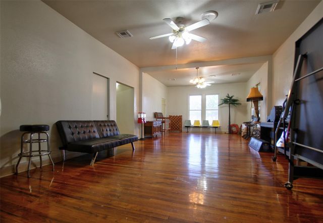 1504 Ranch Road 261, Buchanan Dam, TX 78609