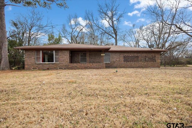 1304 E Main Street, Whitehouse, TX 75791