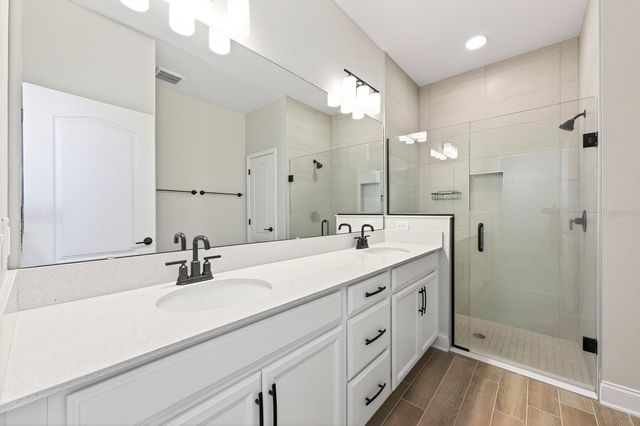 606 DOGFISH LANE, Debary, FL 32713