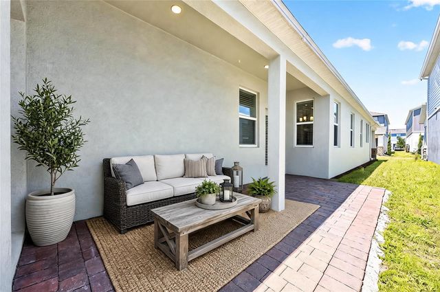 606 DOGFISH LANE, Debary, FL 32713