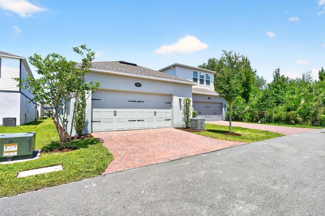 606 DOGFISH LANE, Debary, FL 32713
