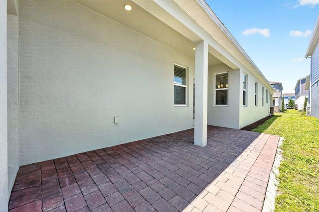 606 DOGFISH LANE, Debary, FL 32713
