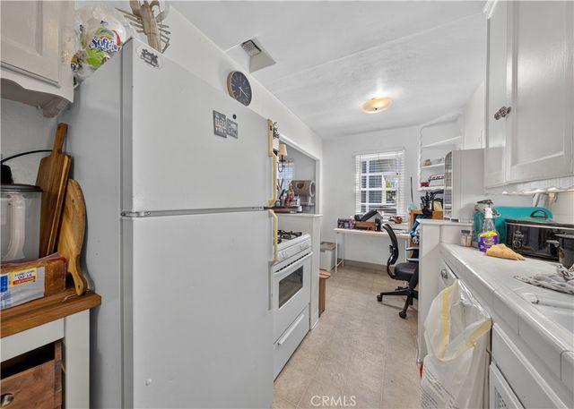 203 6th Street, Newport Beach, CA 92661