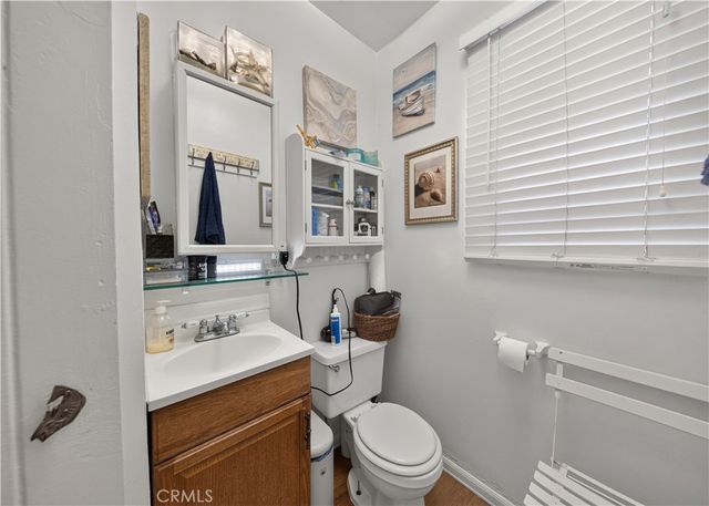 203 6th Street, Newport Beach, CA 92661