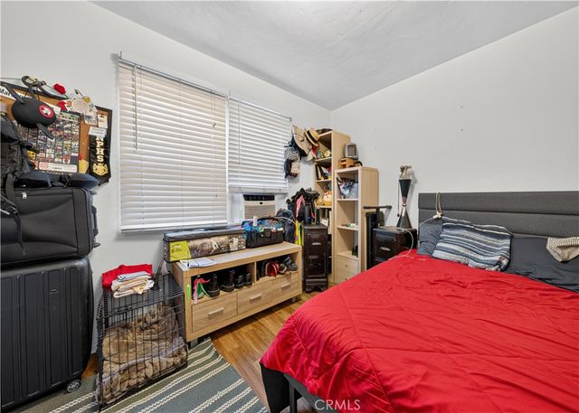 203 6th Street, Newport Beach, CA 92661