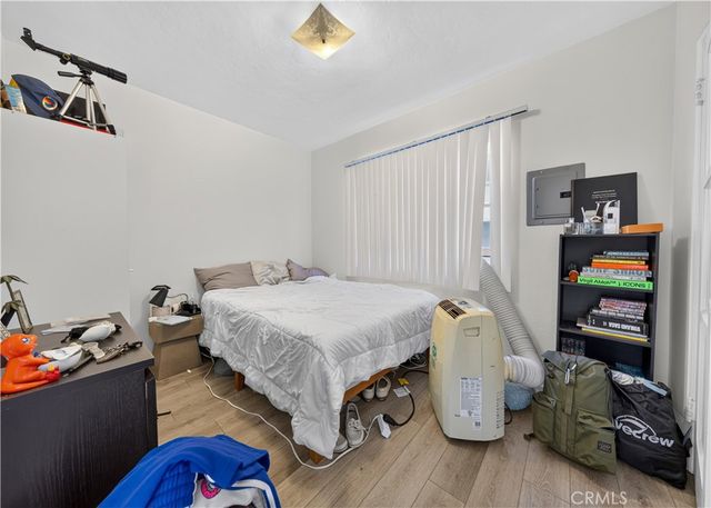 203 6th Street, Newport Beach, CA 92661