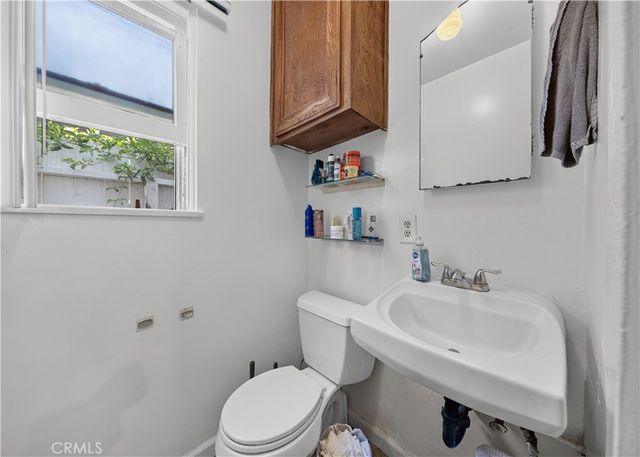 203 6th Street, Newport Beach, CA 92661