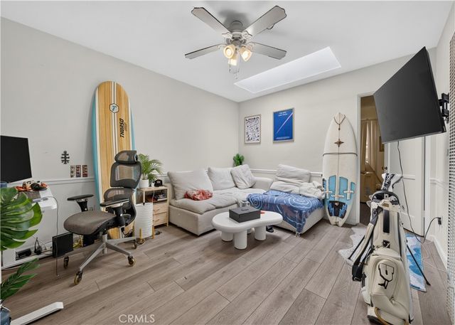 203 6th Street, Newport Beach, CA 92661