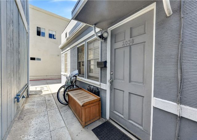 203 6th Street, Newport Beach, CA 92661