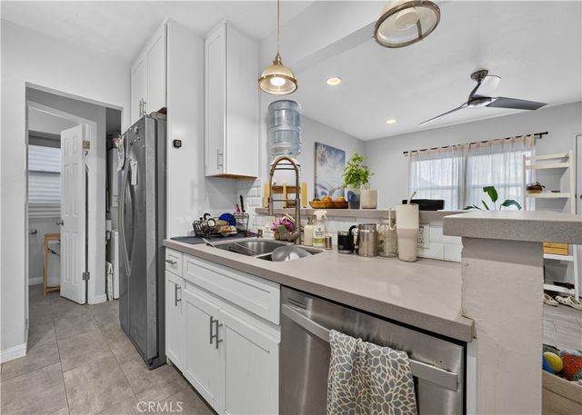 203 6th Street, Newport Beach, CA 92661