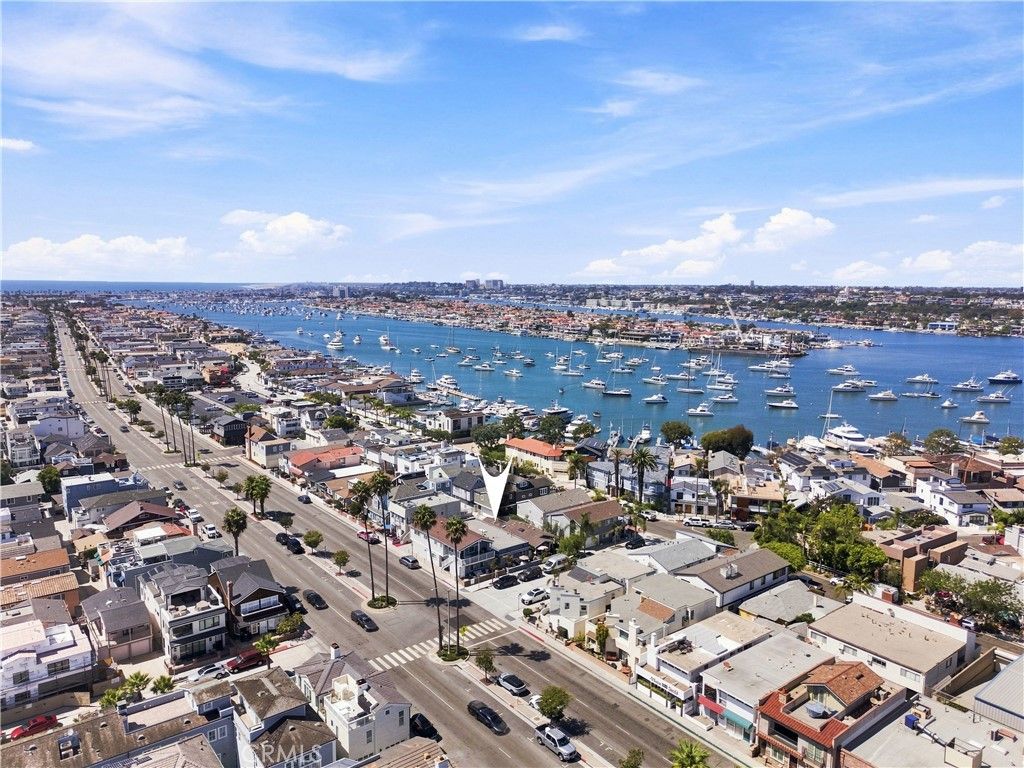 203 6th Street, Newport Beach, CA 92661 — photo 3