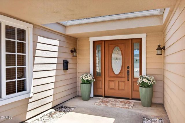 1076 Beechwood Street, Camarillo, CA 93010