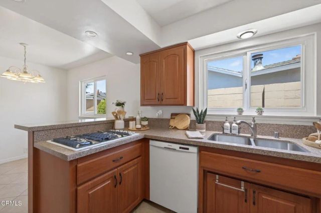 1076 Beechwood Street, Camarillo, CA 93010