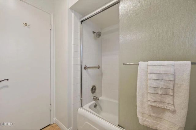 1076 Beechwood Street, Camarillo, CA 93010