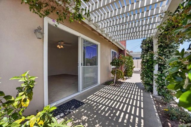 1076 Beechwood Street, Camarillo, CA 93010