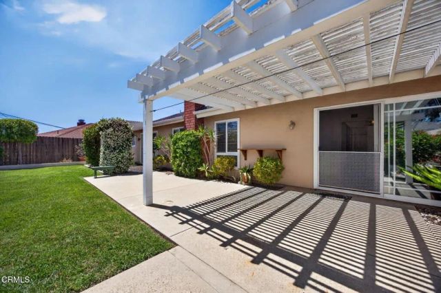 1076 Beechwood Street, Camarillo, CA 93010