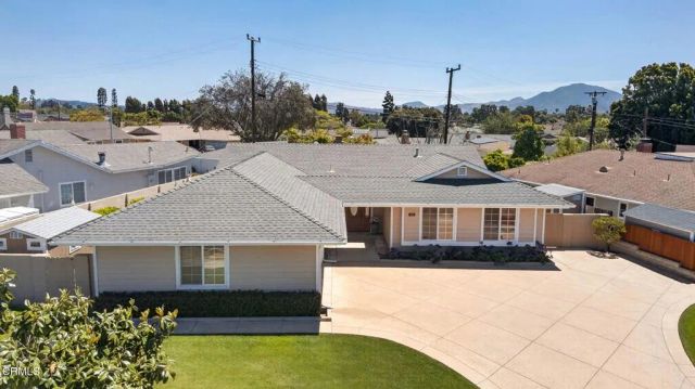 1076 Beechwood Street, Camarillo, CA 93010