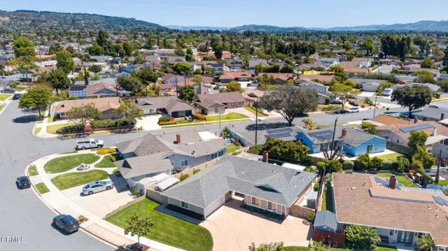 1076 Beechwood Street, Camarillo, CA 93010