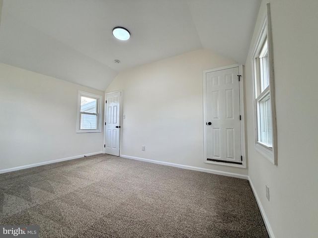 622 W BROAD ST, Gibbstown, NJ 08027