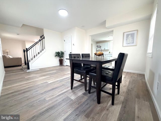 622 W BROAD ST, Gibbstown, NJ 08027