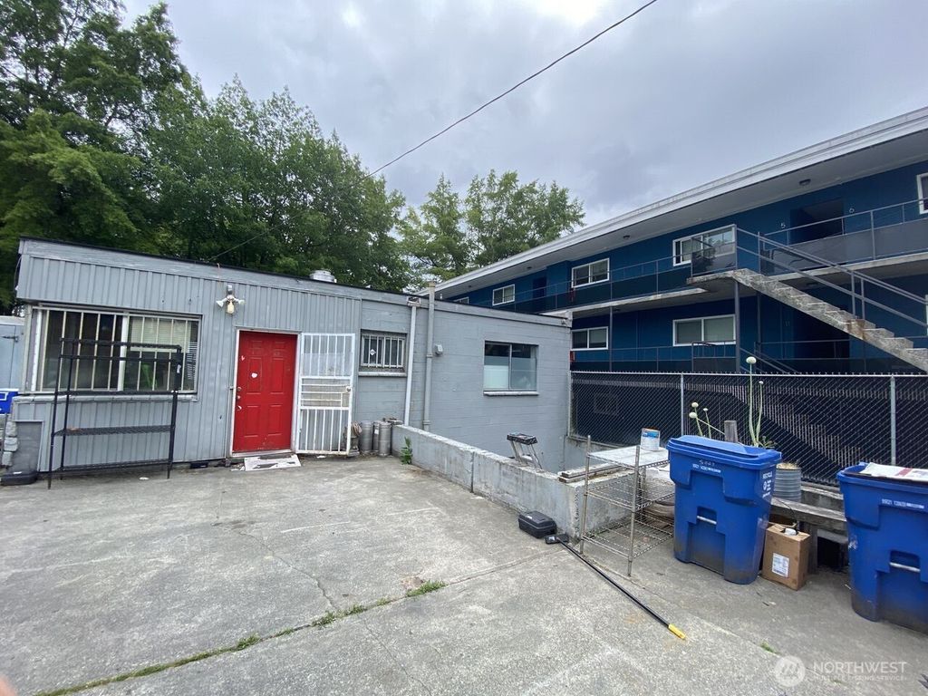3427 Rainier Ave S, Seattle, WA 98144