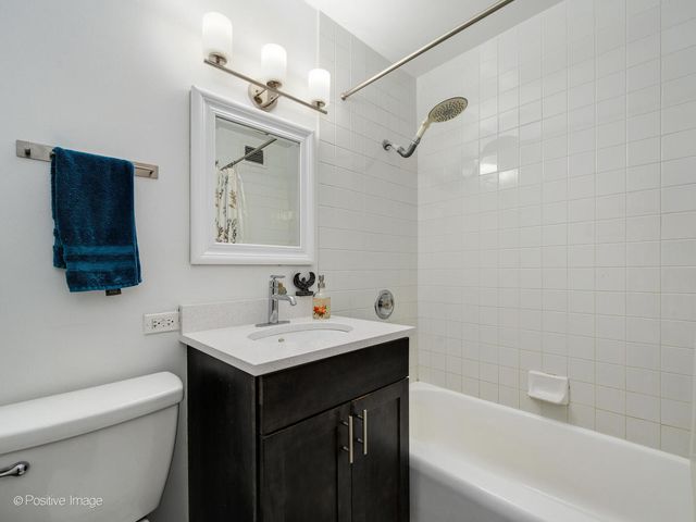 1445 N State Parkway 1103, Chicago, IL 60610