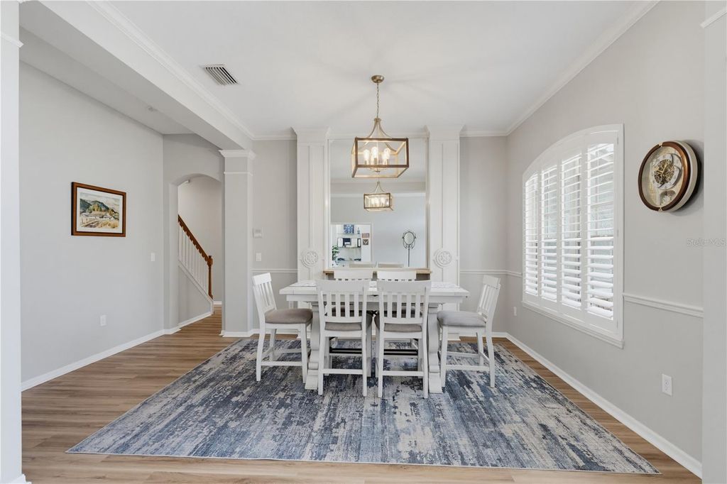 Image 13 of property listing at 11704 NEWBERRY GROVE LOOP, Riverview, FL 33579