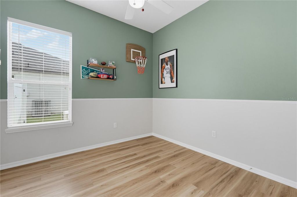 Image 55 of property listing at 11704 NEWBERRY GROVE LOOP, Riverview, FL 33579