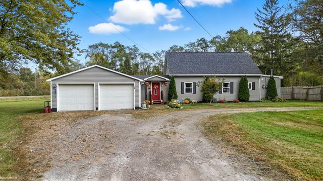 59770 Bates Road, Lenox, MI 48048