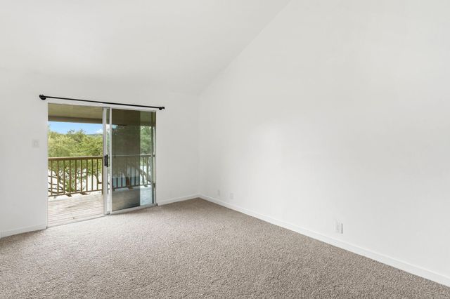 269 Venture BLVD S, Point Venture, TX 78645
