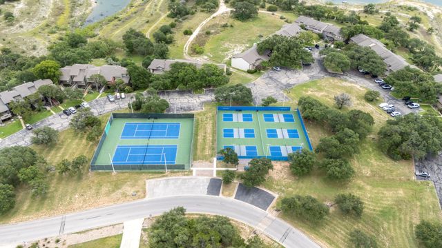269 Venture BLVD S, Point Venture, TX 78645