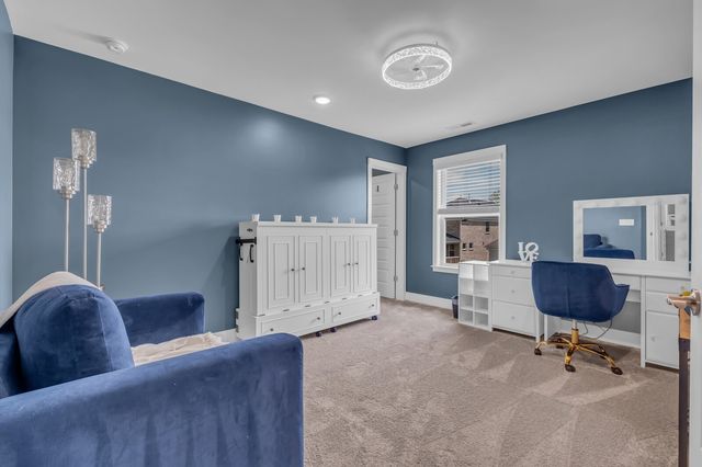 885 Rockwell Dr, Hendersonville, TN 37075