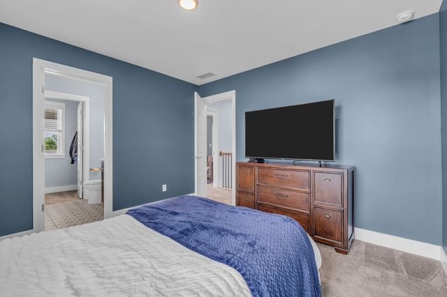 885 Rockwell Dr, Hendersonville, TN 37075