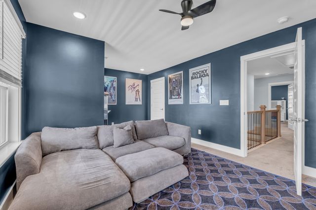 885 Rockwell Dr, Hendersonville, TN 37075