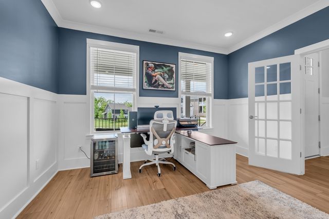 885 Rockwell Dr, Hendersonville, TN 37075