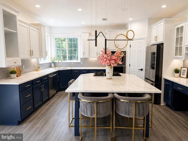 42345 ASTORS BEACHWOOD CT, Chantilly, VA 20152