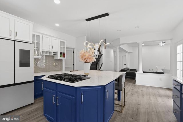 42345 ASTORS BEACHWOOD CT, Chantilly, VA 20152