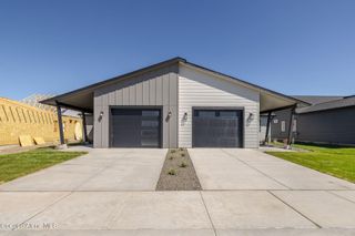 7893 N Mocha Lp, Coeur D'alene, ID 83815