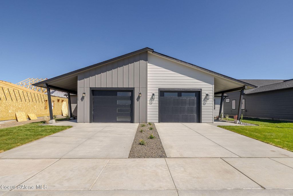 7893 N Mocha Lp, Coeur D'alene, ID 83815