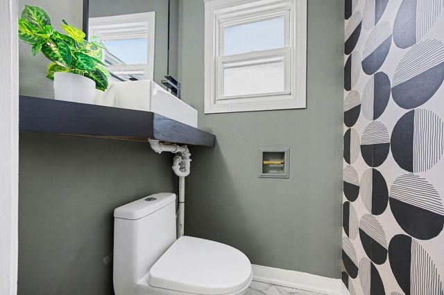 219 8th Avenue, Dayton, KY 41074