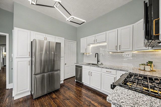 219 8th Avenue, Dayton, KY 41074