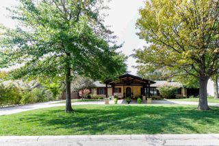 21 N Laurel Dr, Wichita, KS 67206