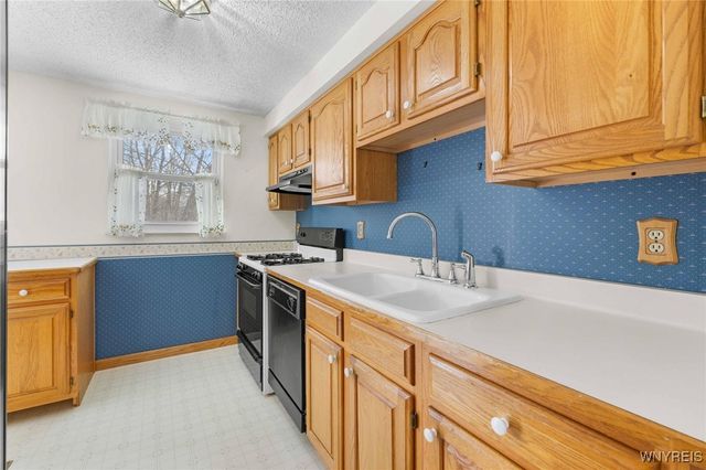 378 Denrose Drive, Amherst, NY 14228