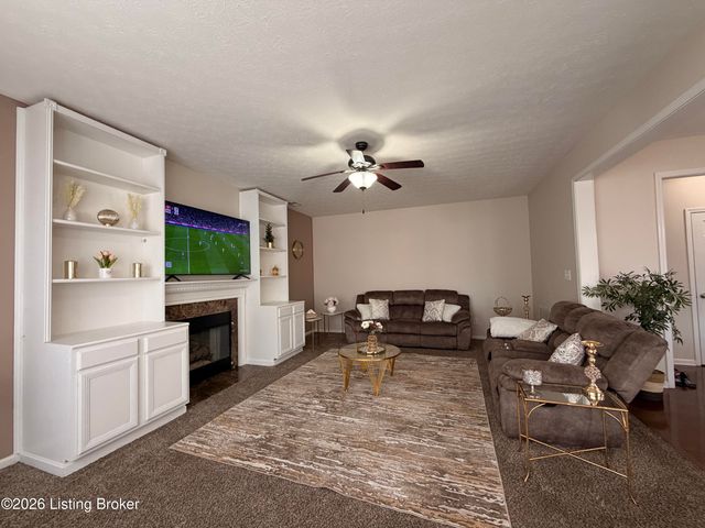 11609 Top Walnut Loop, Louisville, KY 40229